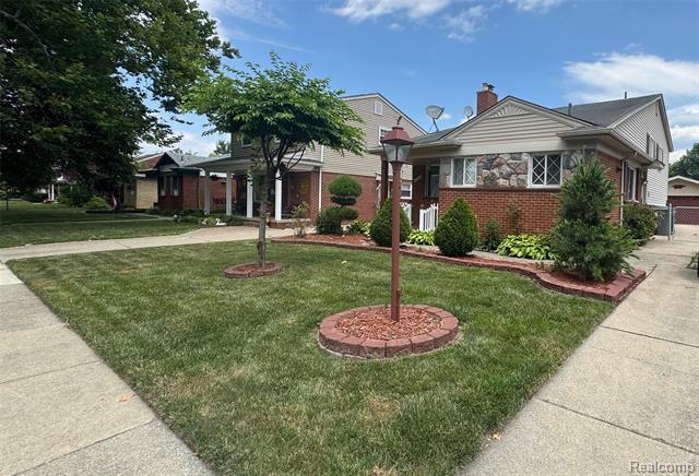 Property Photo: 3239 Monroe Street MI 48124