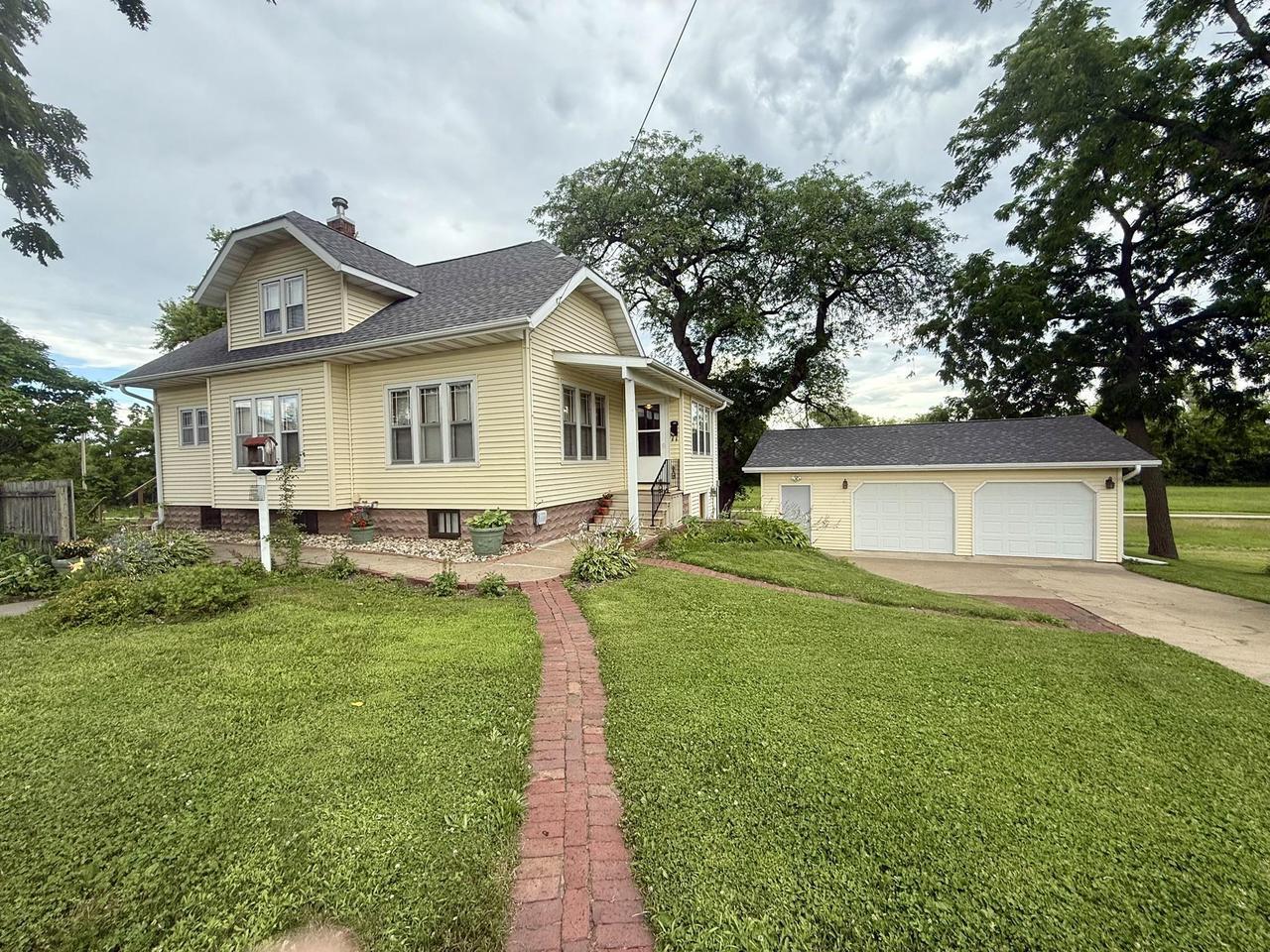 Property Photo: 424 East Nott Street WI 54660