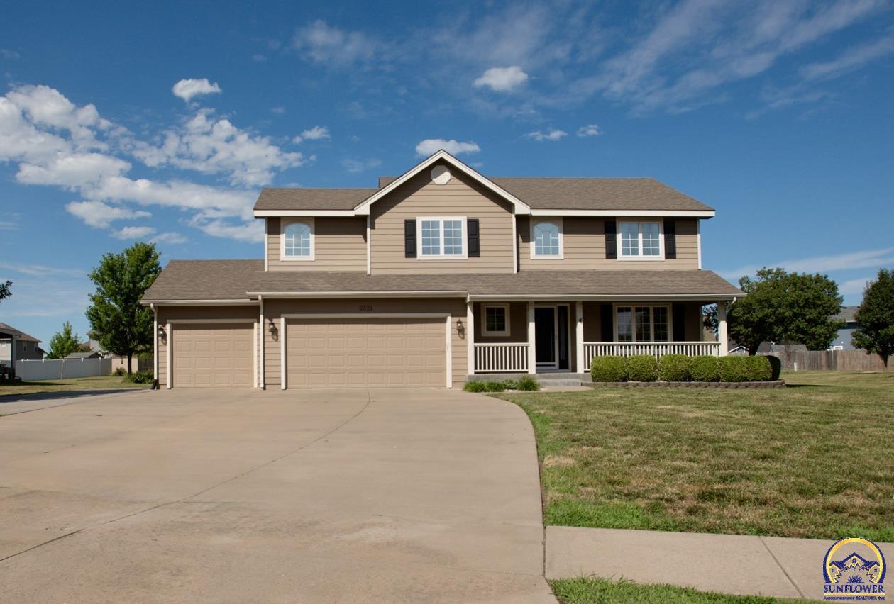 Property Photo: 2521 SW Windermere Ct KS 66614