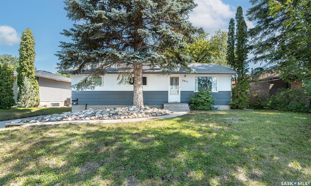 Photo de la propriété: 2815 McConnell Avenue SK S7J 0W4