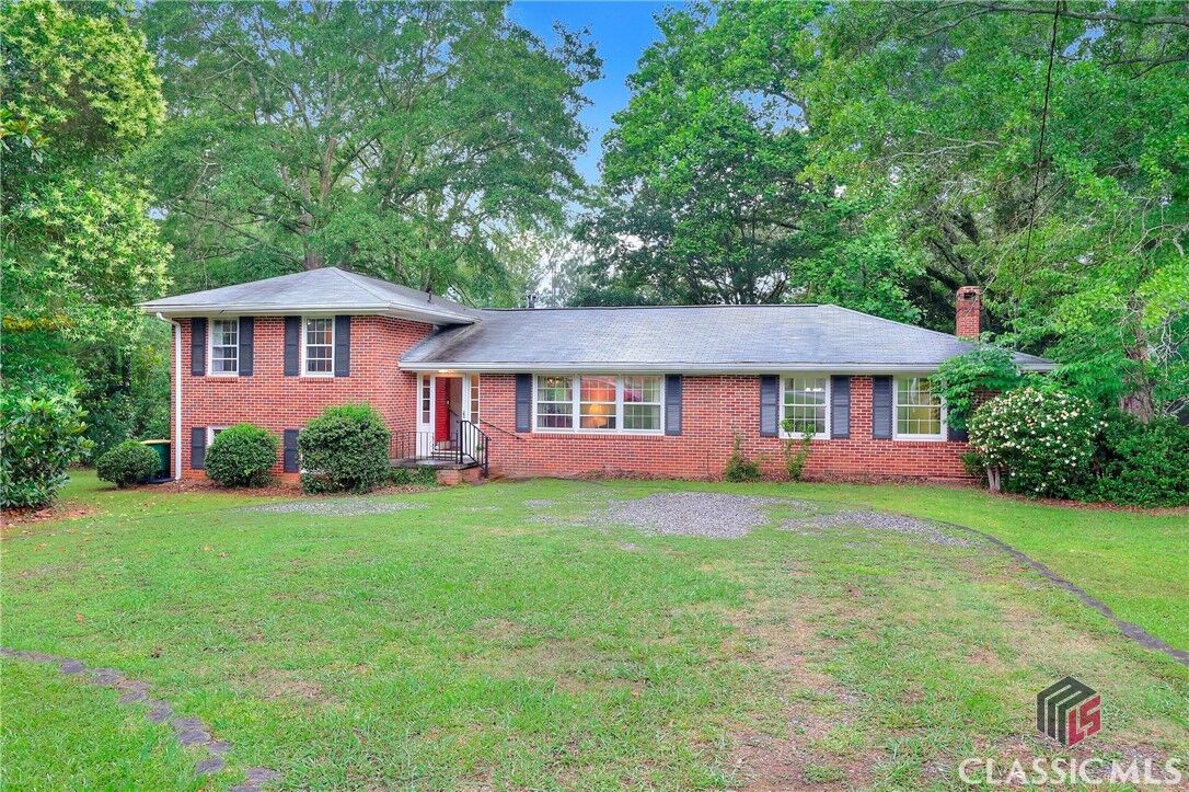 Property Photo:  139 N Homewood Drive  GA 30606 