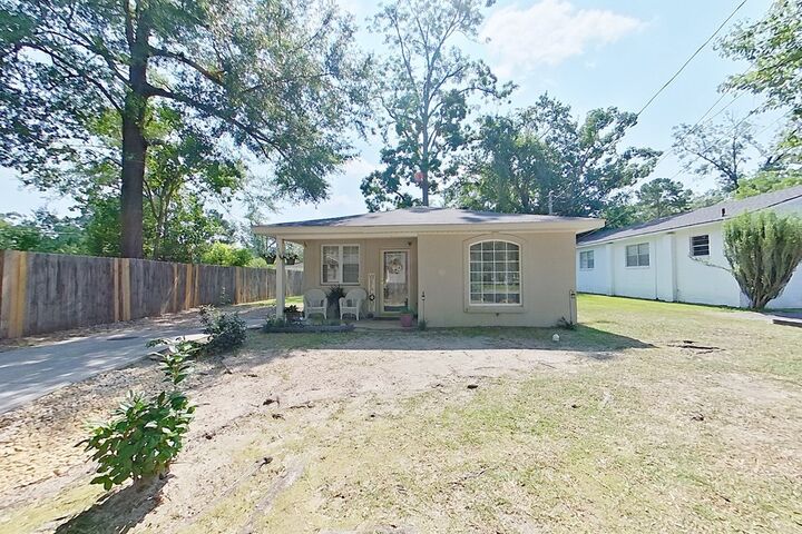 Property Photo: 1003 Wright Street GA 31792