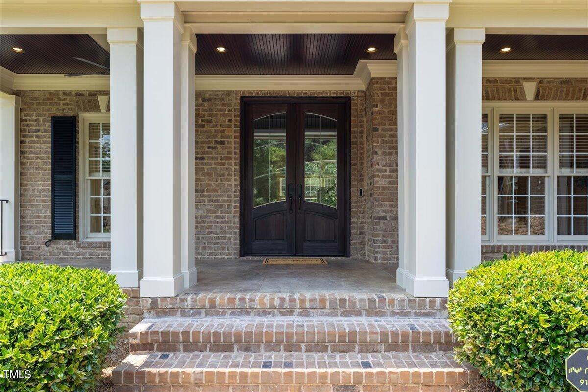 Property Photo: 3728 Westbury Lake Drive NC 27603