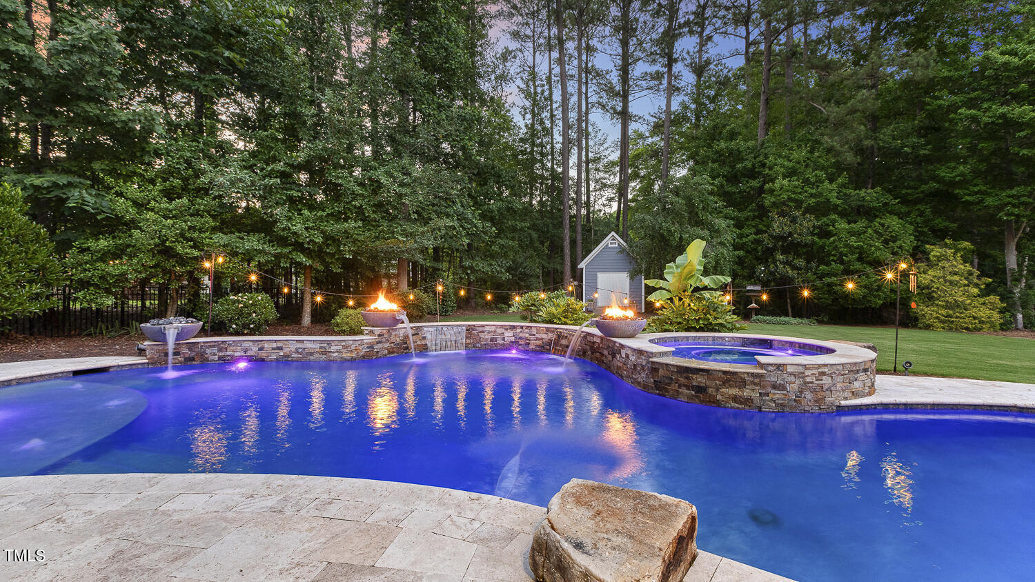 Property Photo: 7212 Duncans Ridge Way NC 27526
