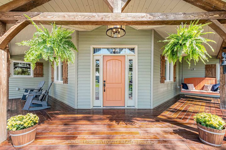 Property Photo:  6548 Carp Road  ON K0A 2H0 