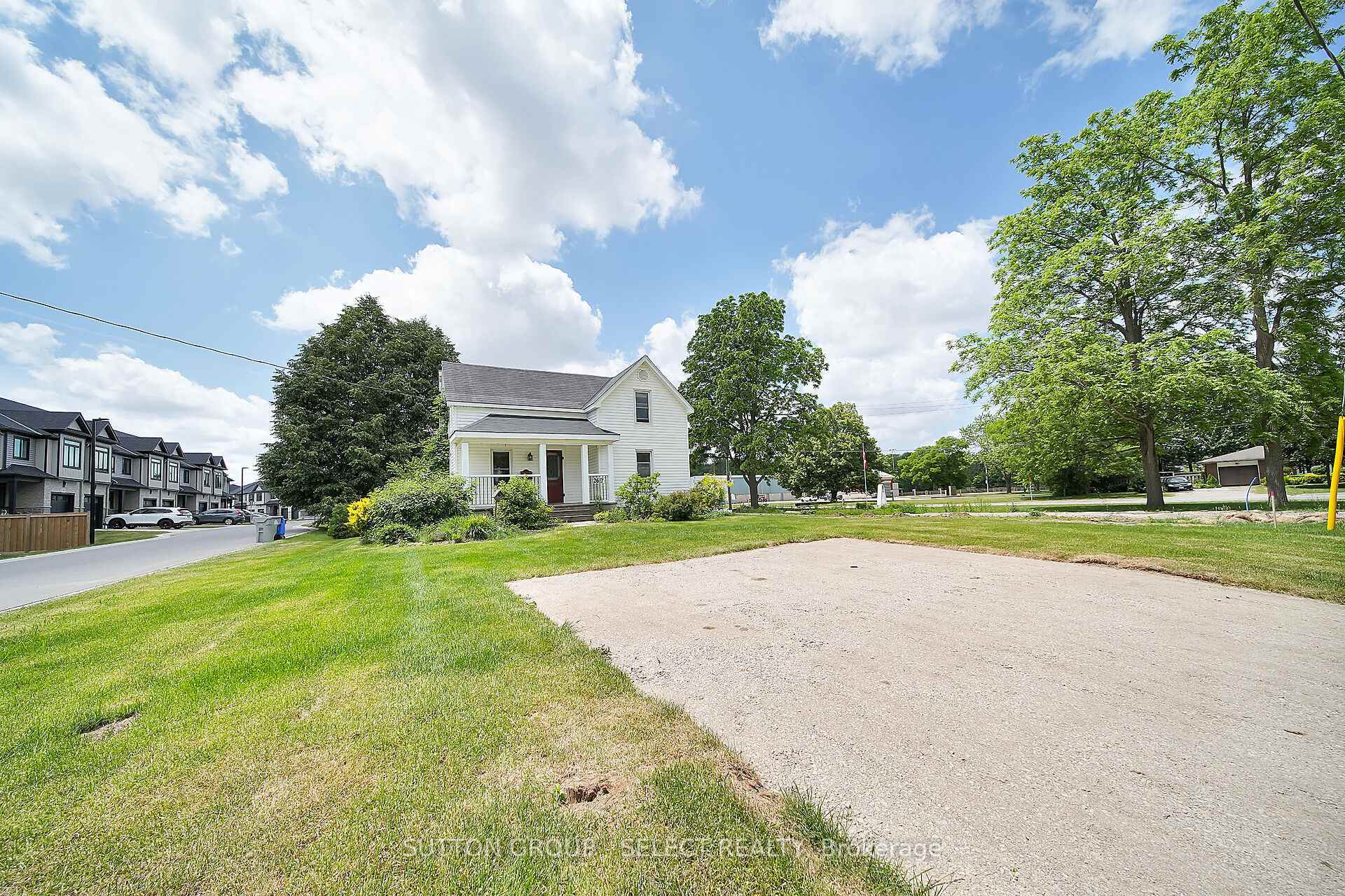 Property Photo: 2617 Queen Street ON N0L 1W0