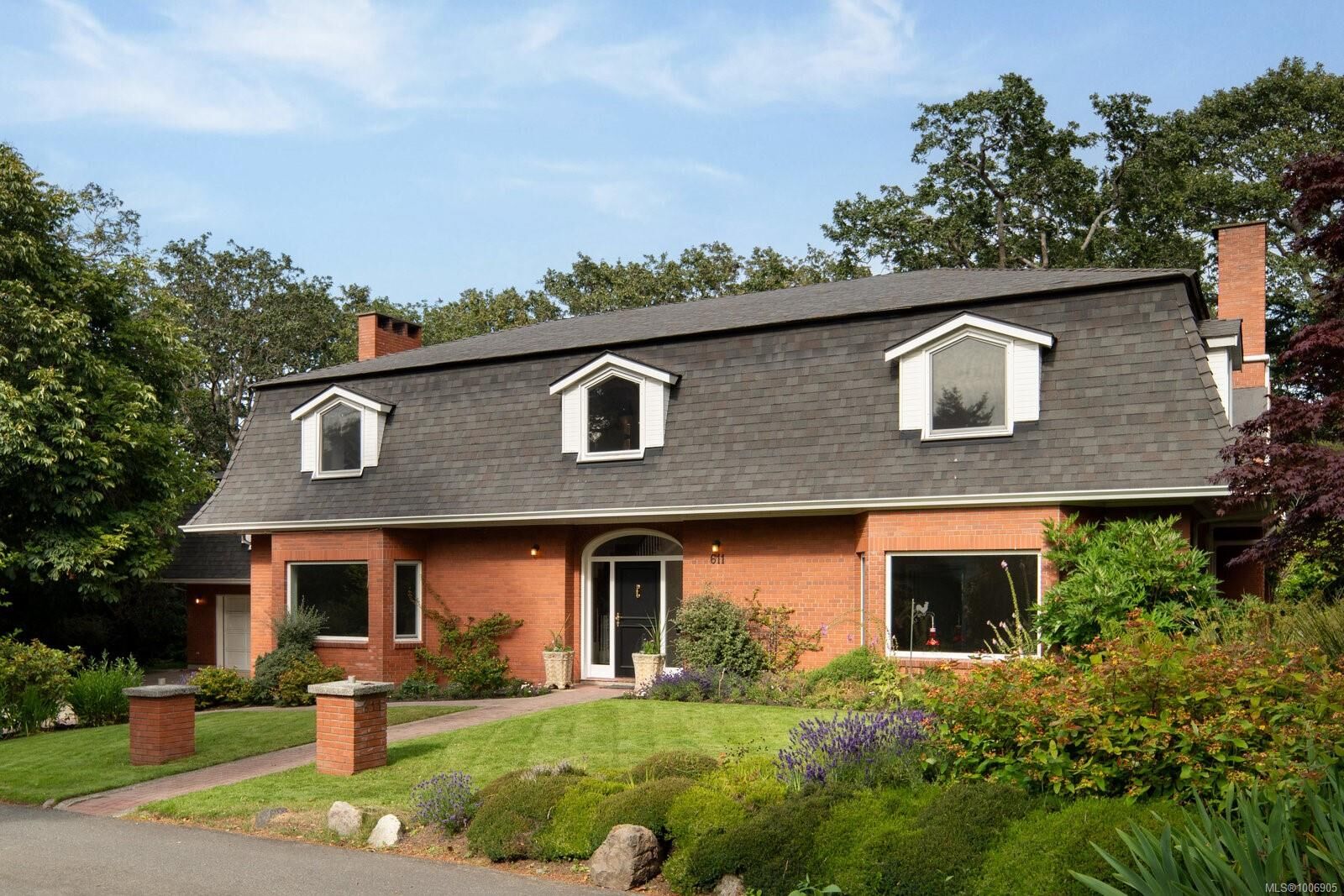 Property Photo:  611 Island Rd  BC V8S 2T7 