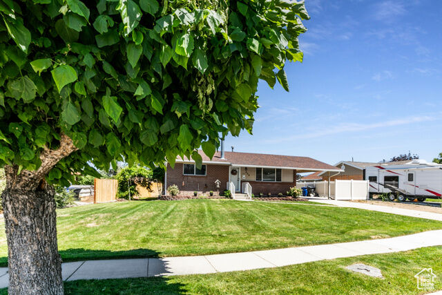 Property Photo: 839 E Statice Ave S UT 84094