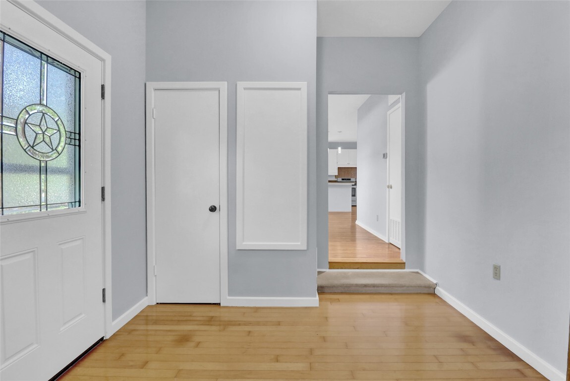 Property Photo: 2211 Hilliard Road TX 78666