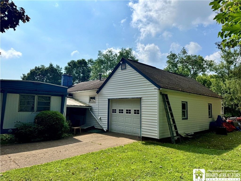 Property Photo: 2959 Kimball Drive NY 14701