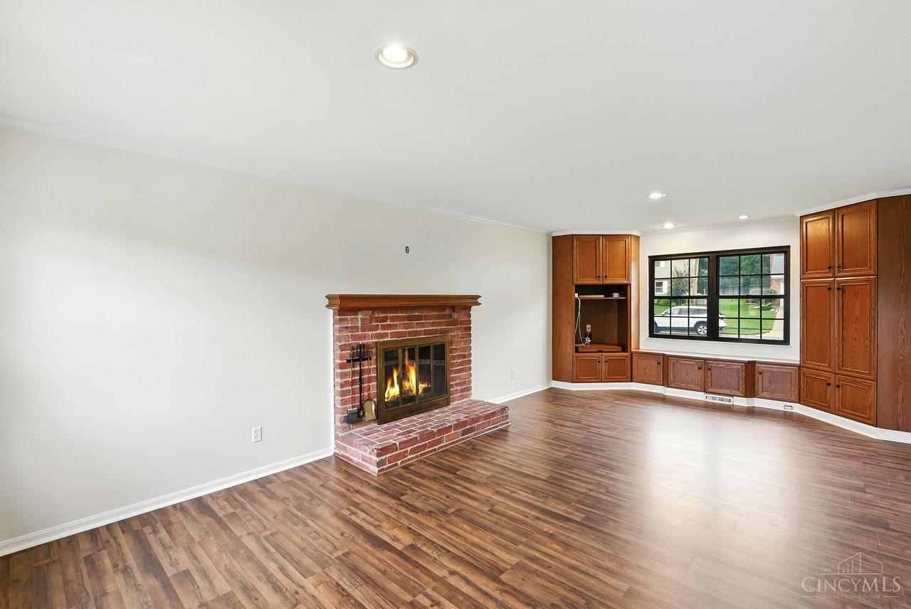 Property Photo: 1024 Eastgate Drive OH 45231