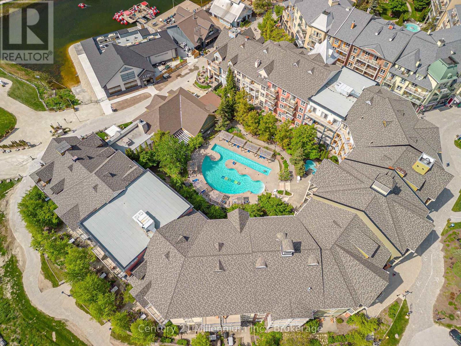 Property Photo: 190 Jozo Weider Boulevard 443 ON L9Y 0V2