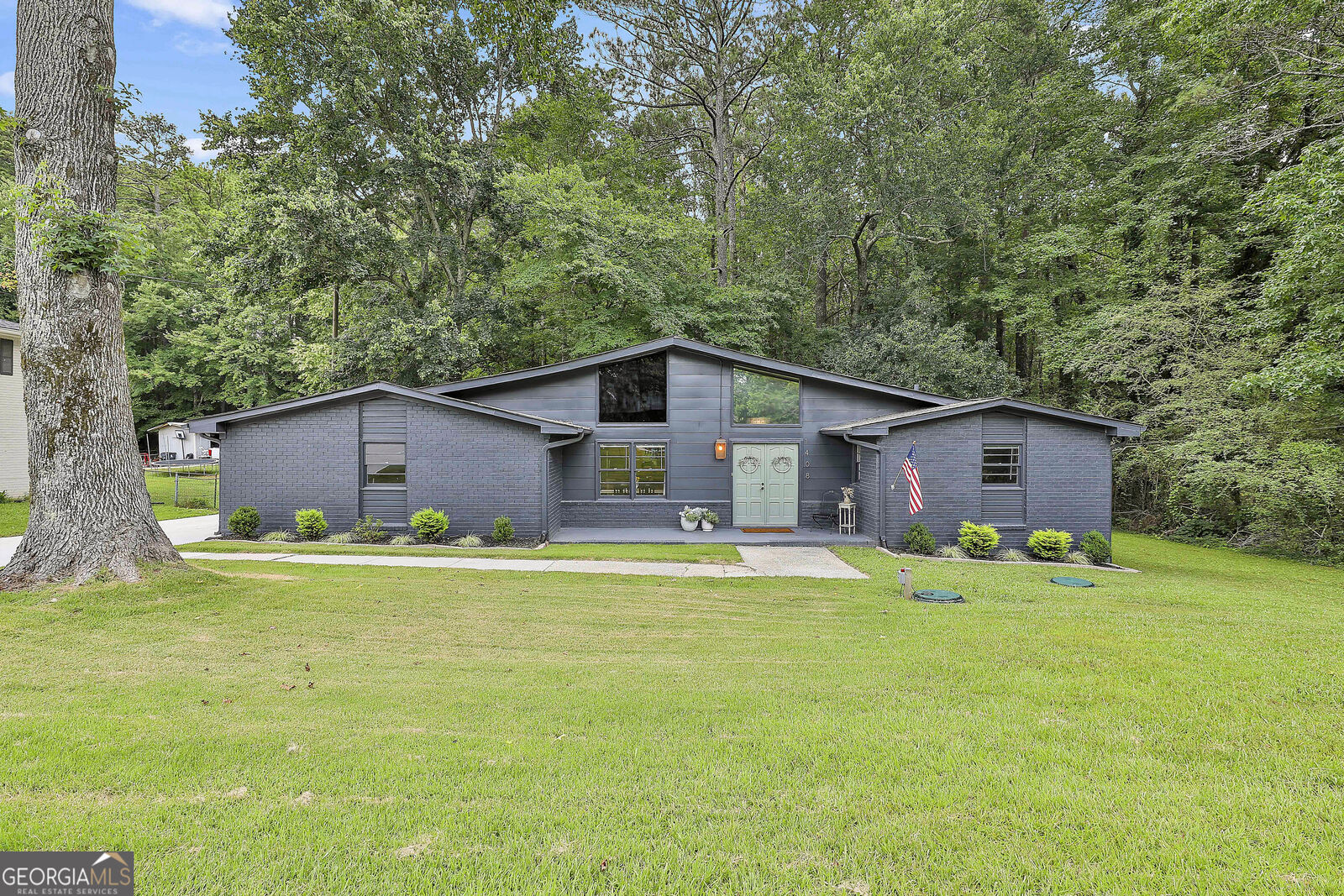 Property Photo: 1408 Burnt Hickory Road GA 30134