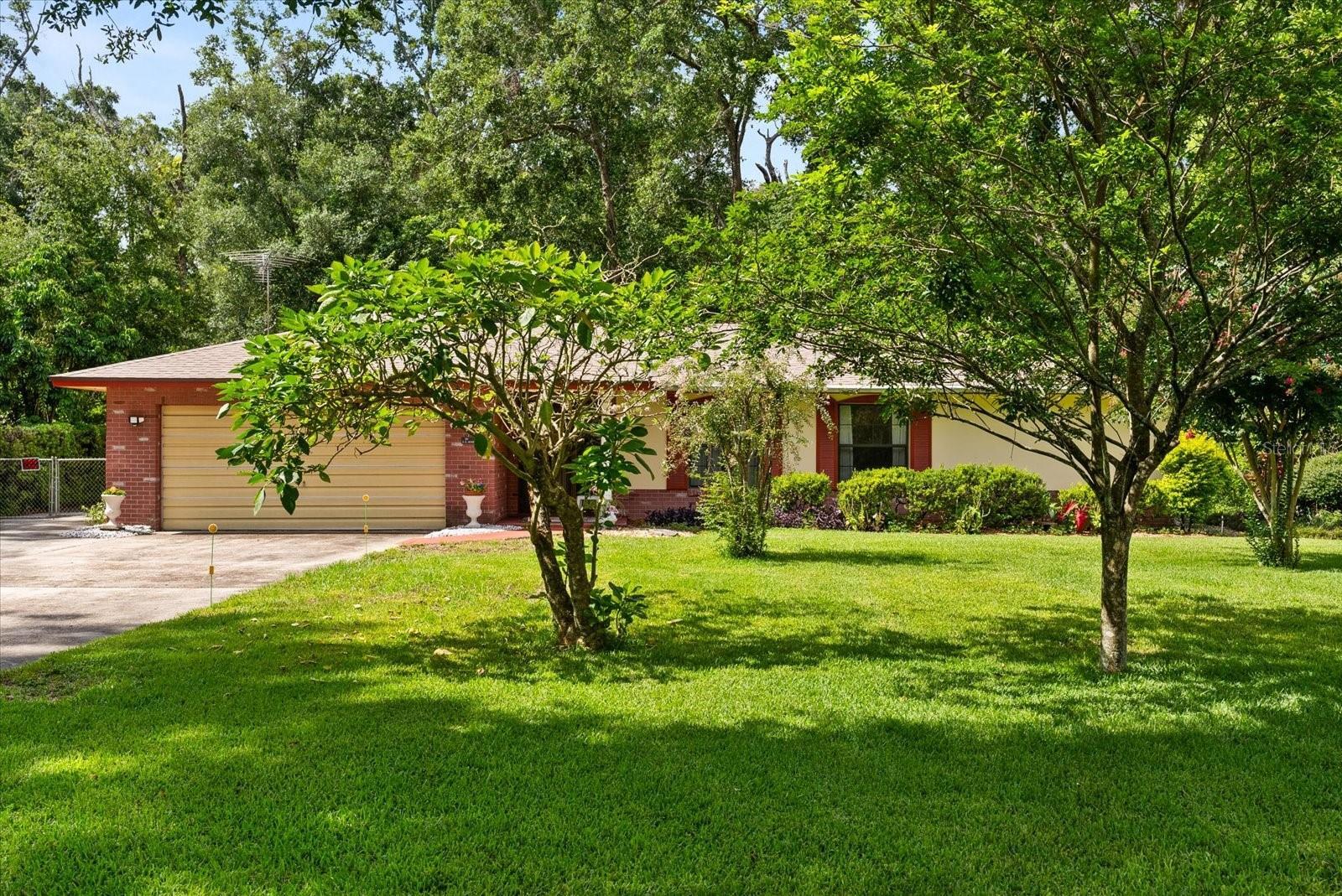 5268 Pinto Way  Orlando FL 32810 photo