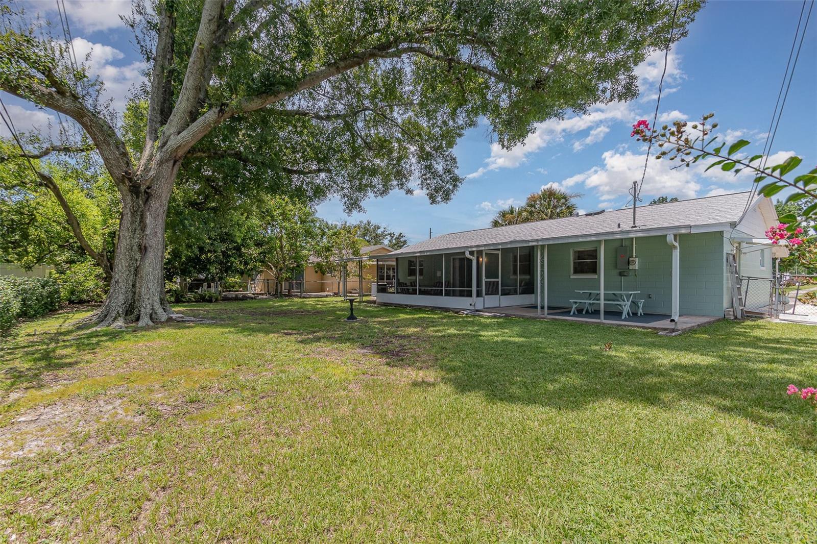 Property Photo: 1339 Gelwood Avenue FL 32807