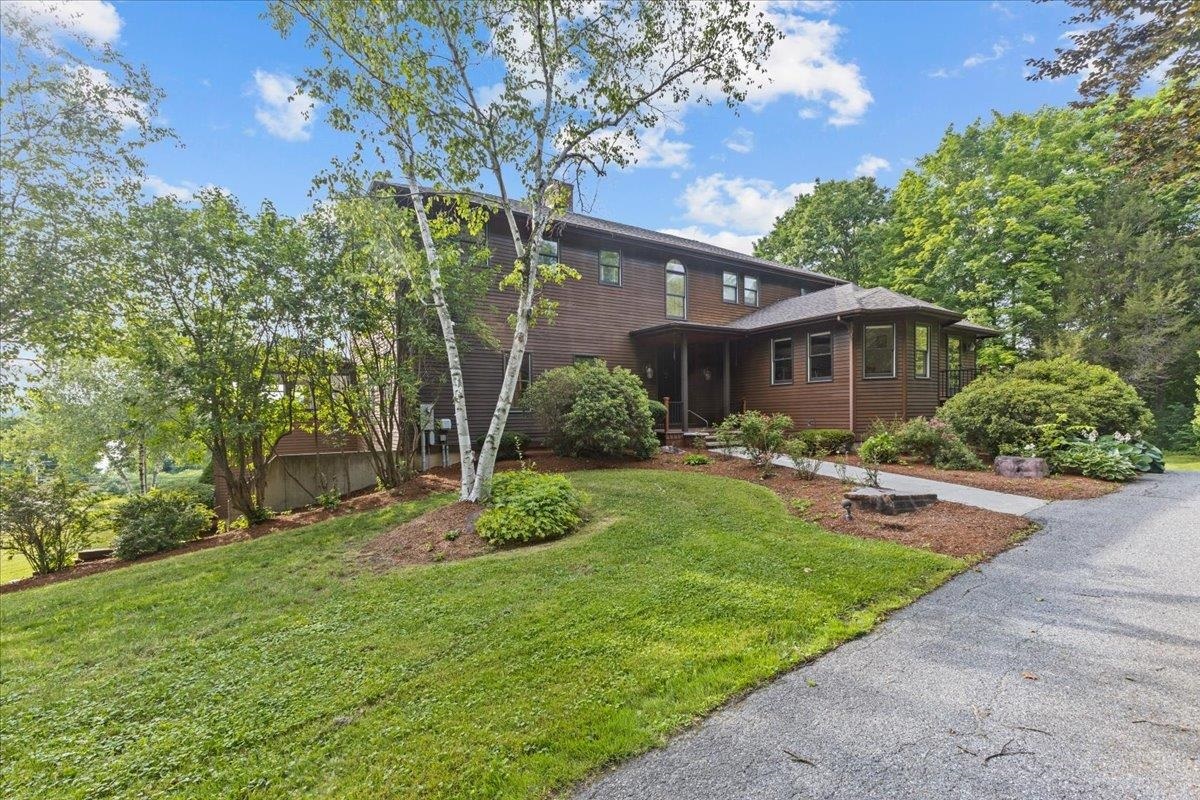 Property Photo: 533 Bay Road VT 05482