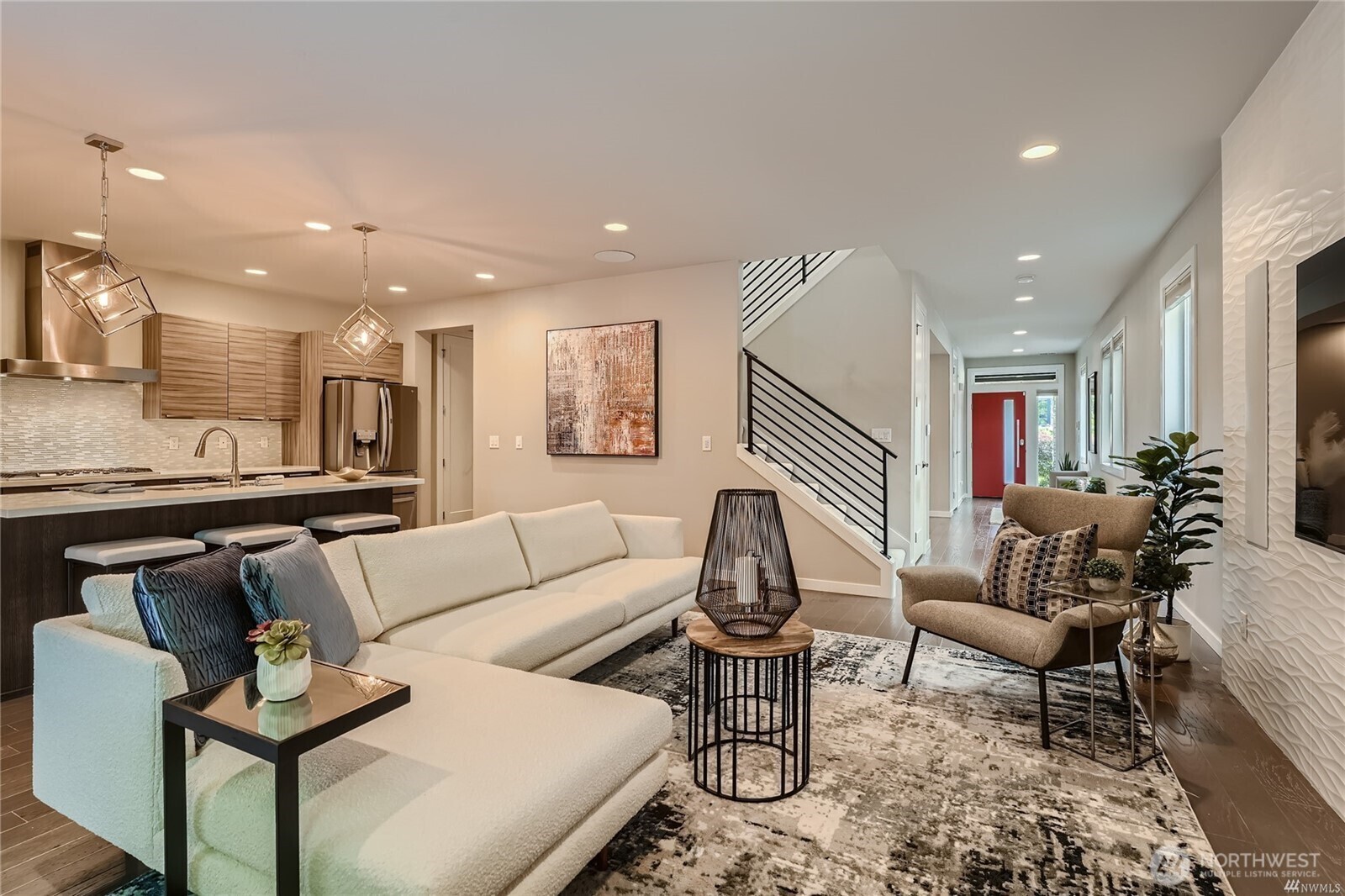 Property Photo:  1240  4th Street W  WA 98033 