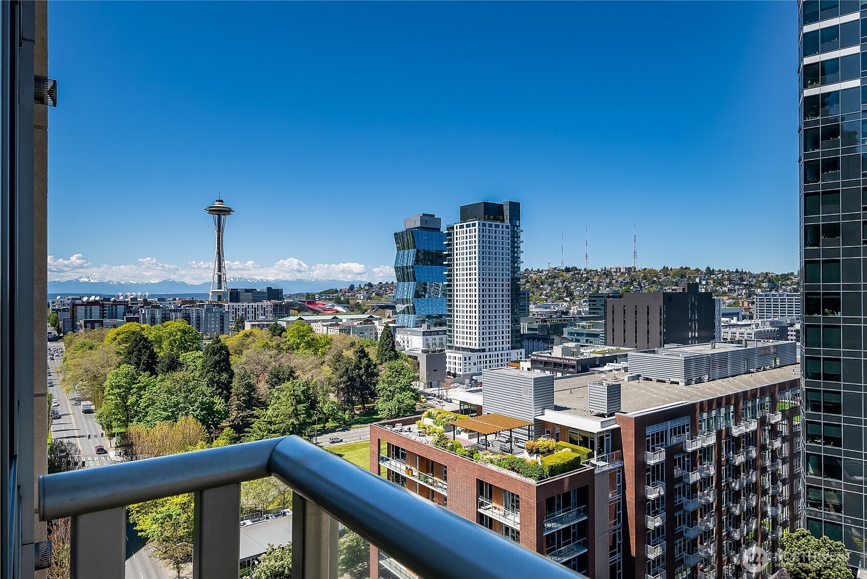 Property Photo: 2121 Terry Avenue 1402 WA 98121