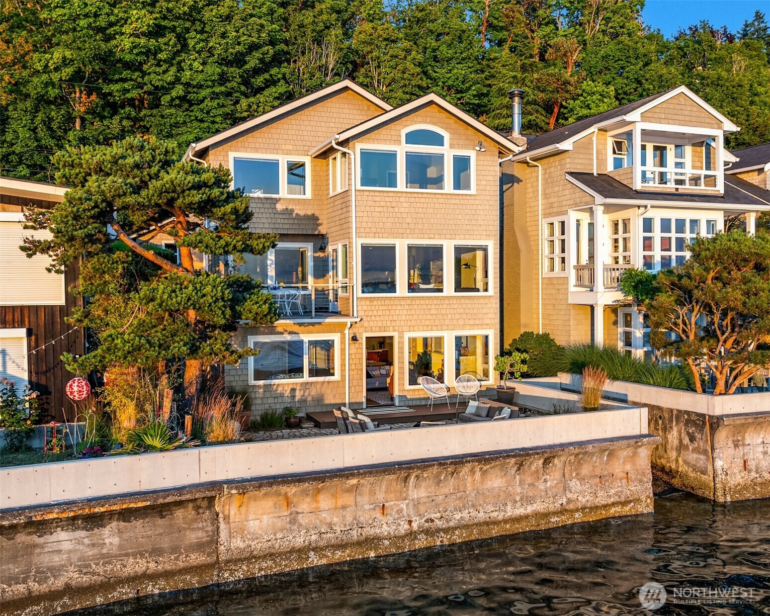 Property Photo:  7117  Beach Drive SW  WA 98136 