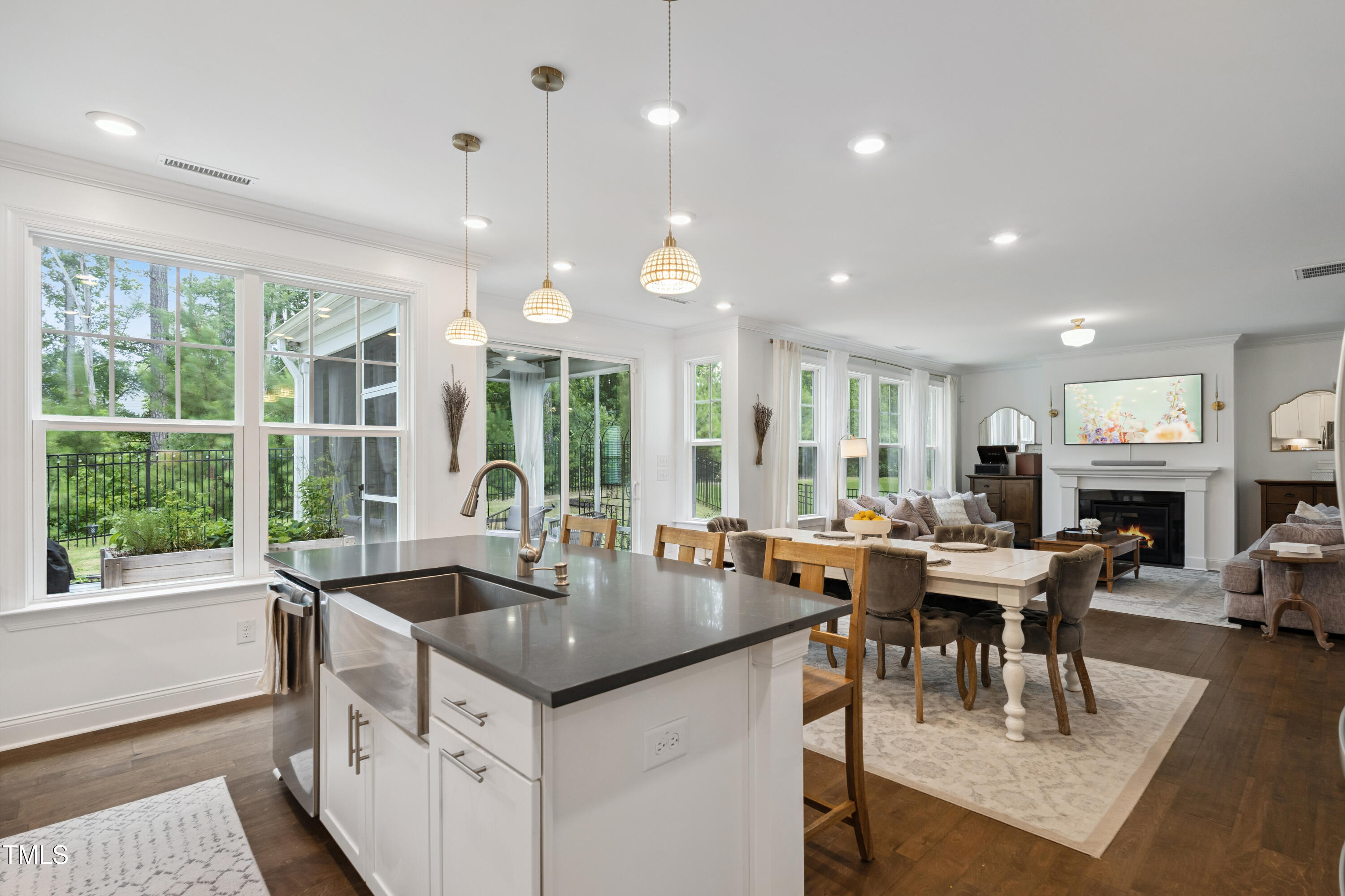 Property Photo: 2013 Latham Oaks Avenue NC 27587