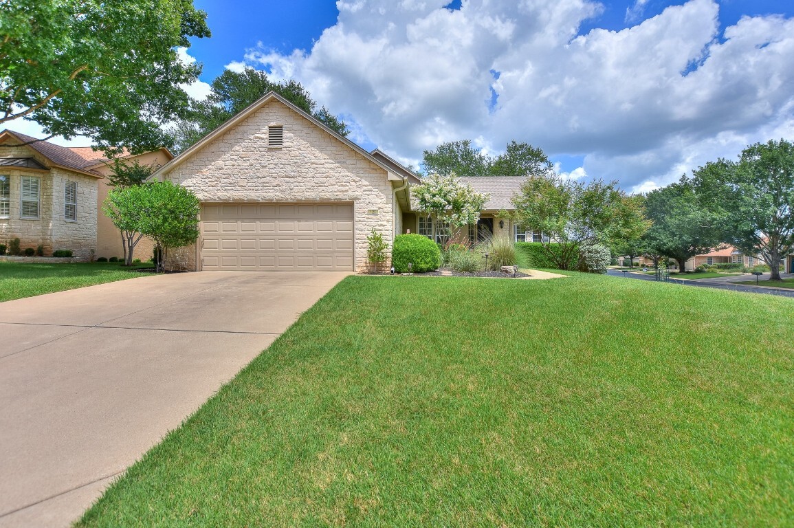 Property Photo:  125 Elderberry Street  TX 78633 