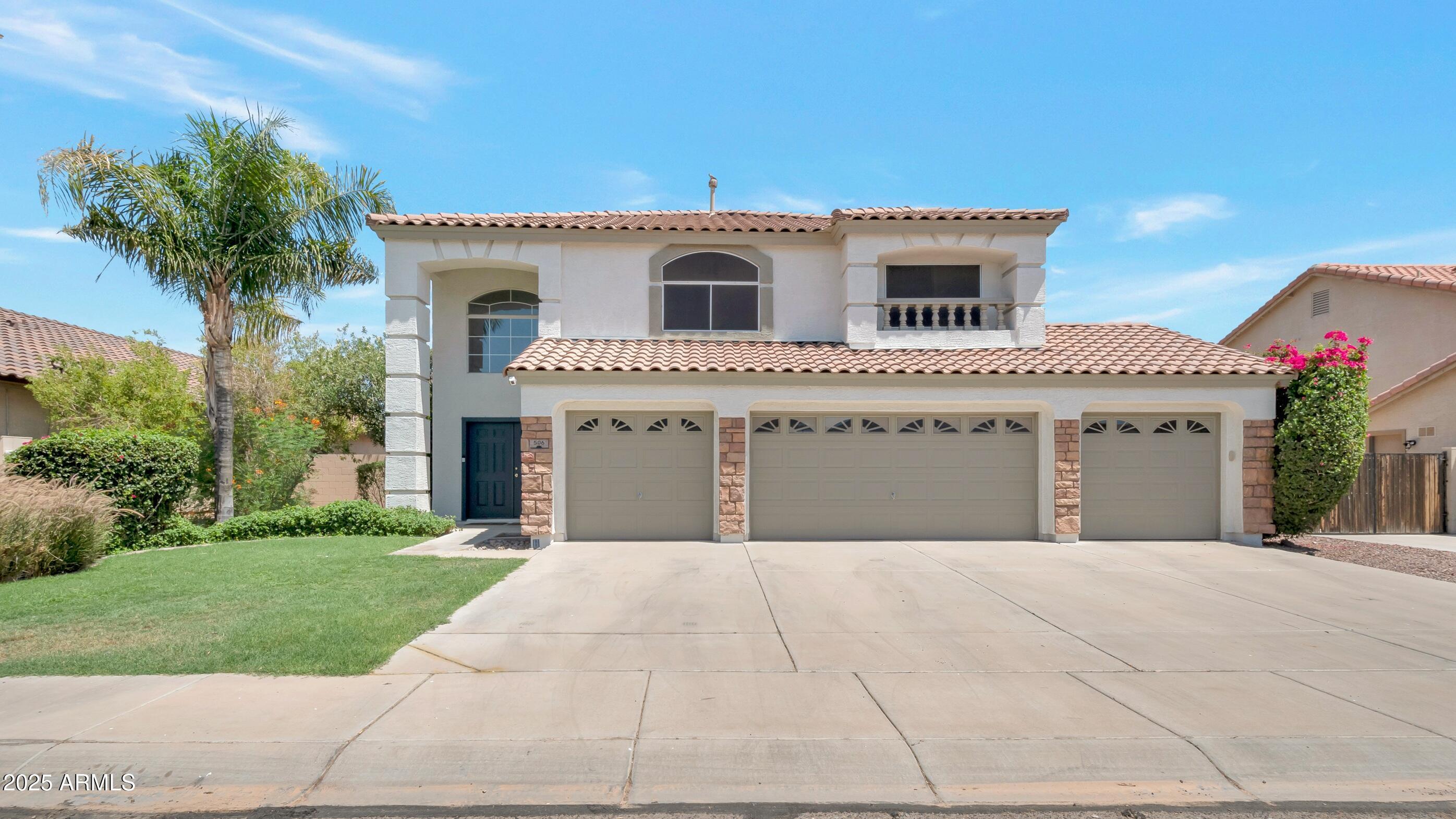 Property Photo:  506 E Rosebud Drive  AZ 85143 