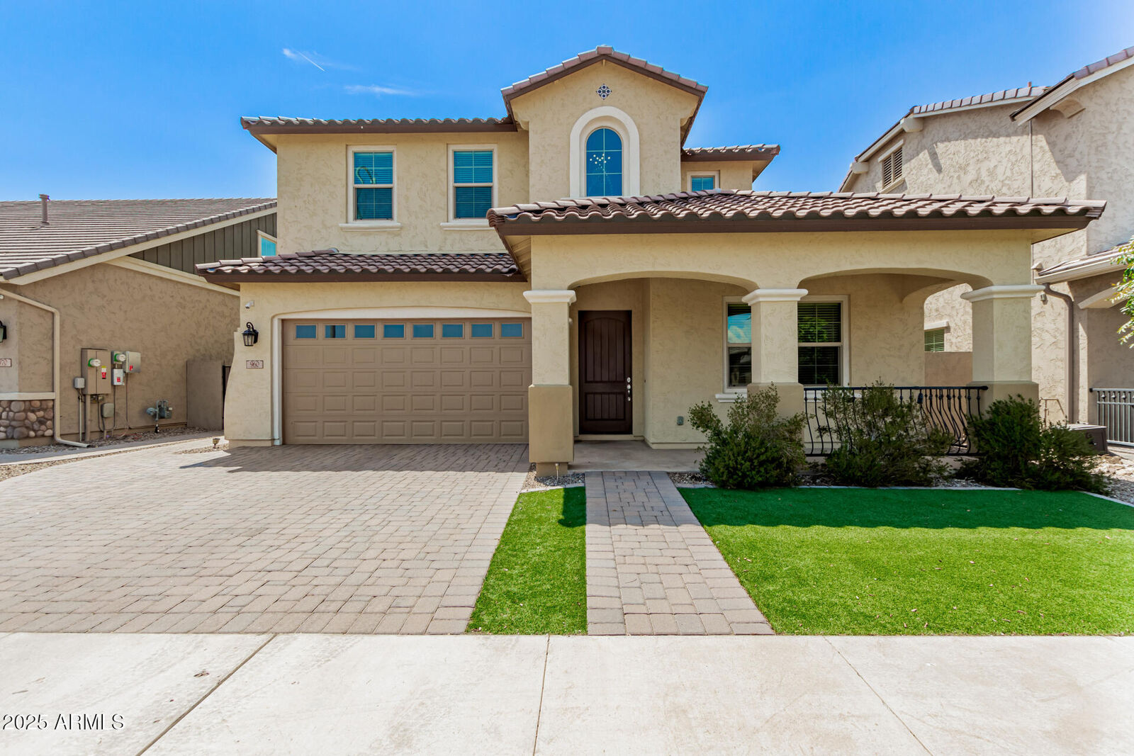 Property Photo:  960 S Edith Drive  AZ 85225 