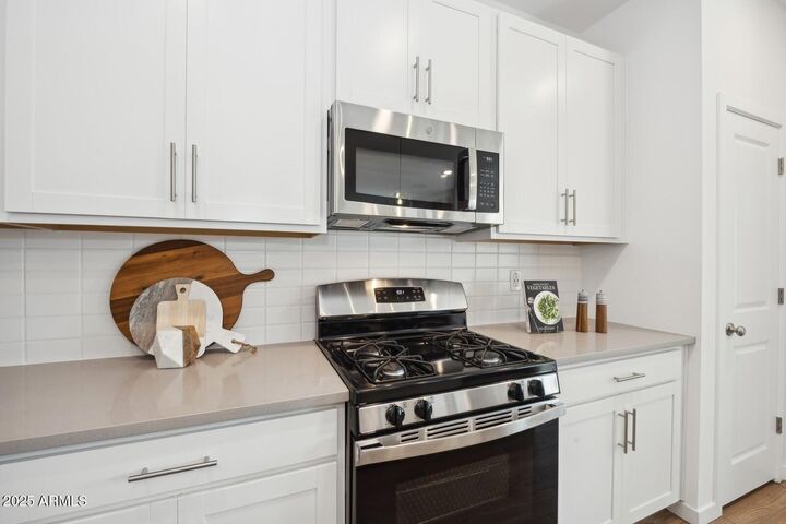 Property Photo:  7431 S 76th Drive  AZ 85339 