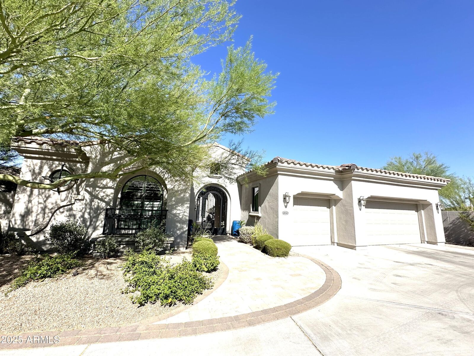 Property Photo: 18534 N 96th Way AZ 85255