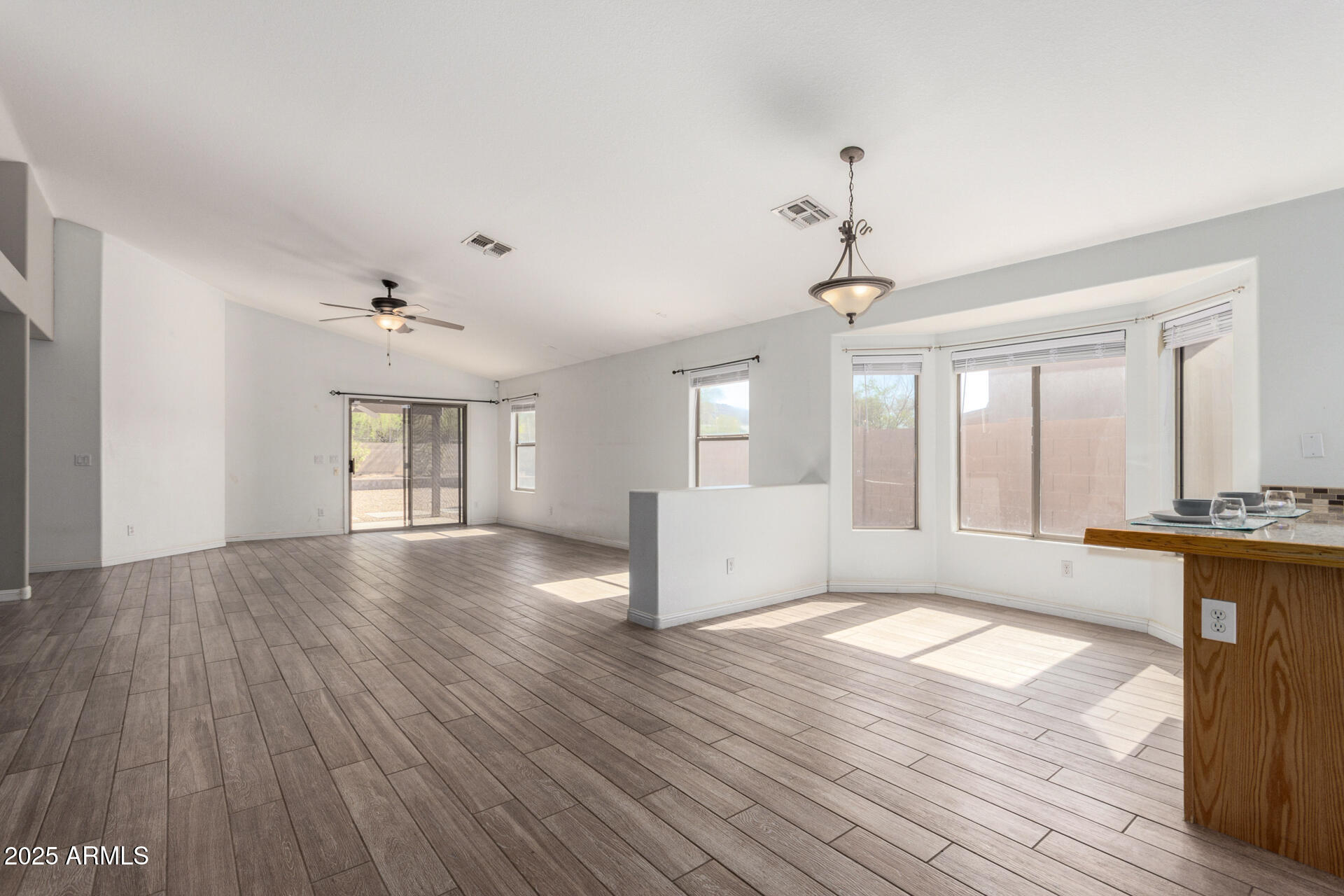 Property Photo:  2605 E Gary Way  AZ 85042 