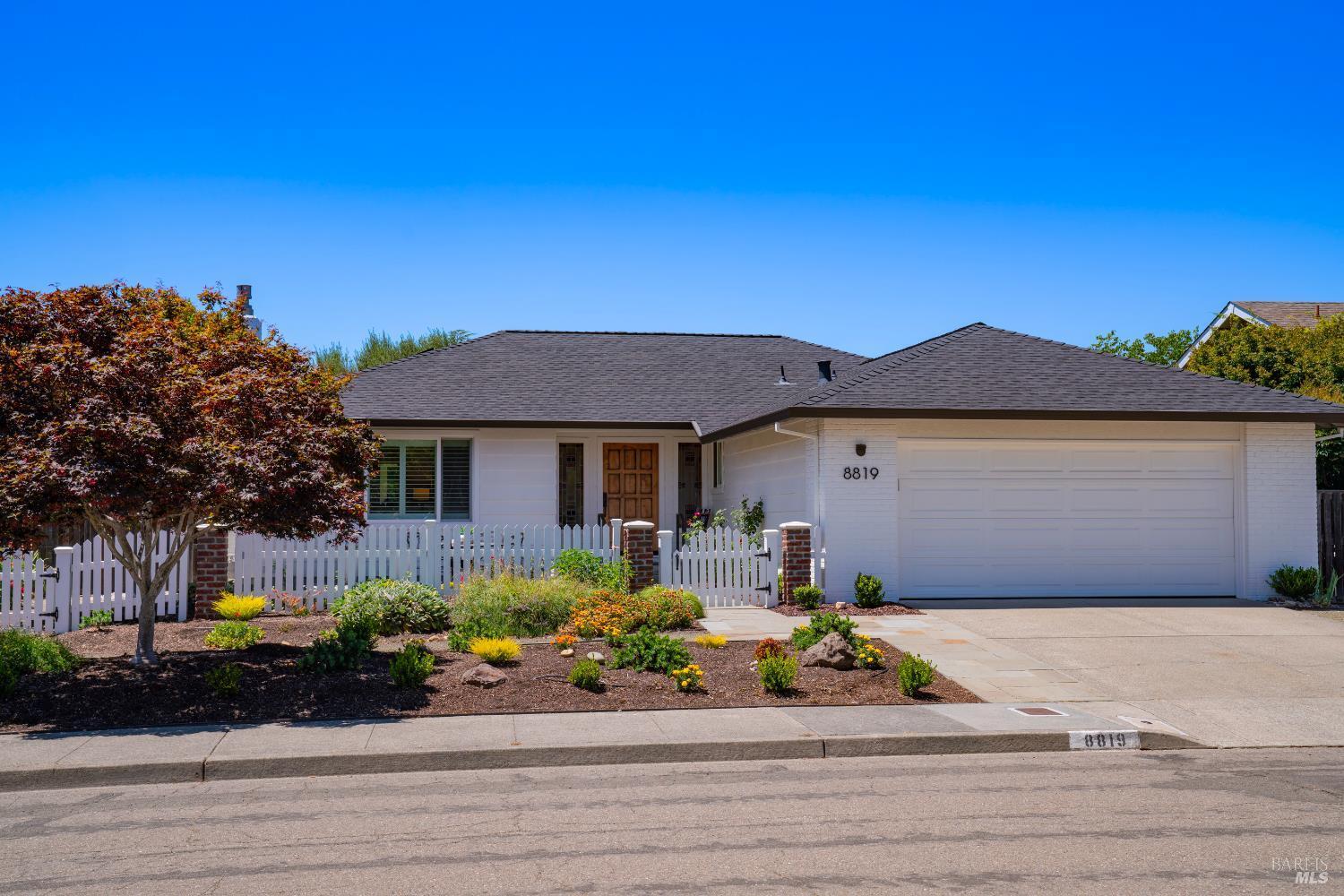 Property Photo: 8819 Hood Mountain Circle CA 95409