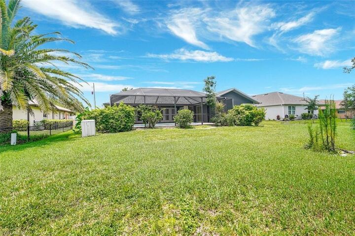 Property Photo: 80 Rio Cuarto St FL 33983