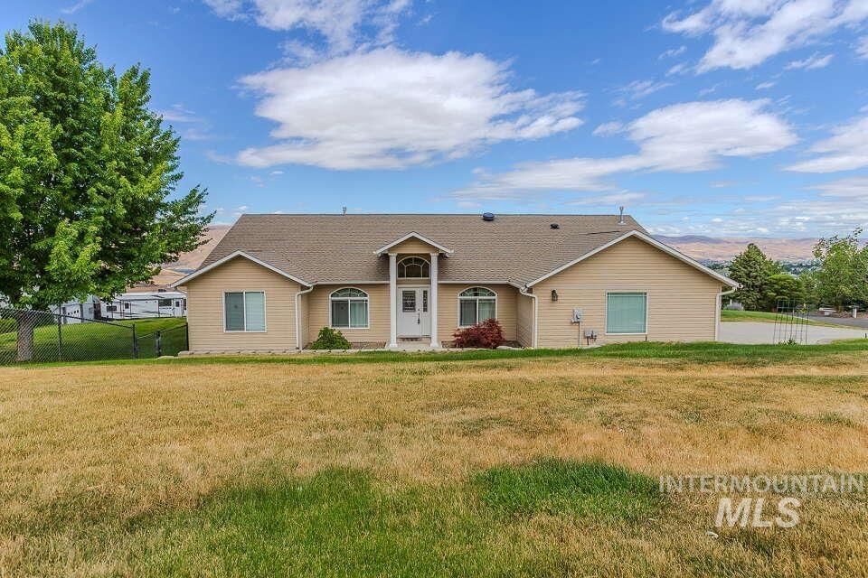 Property Photo:  2924 27th Street  WA 99403