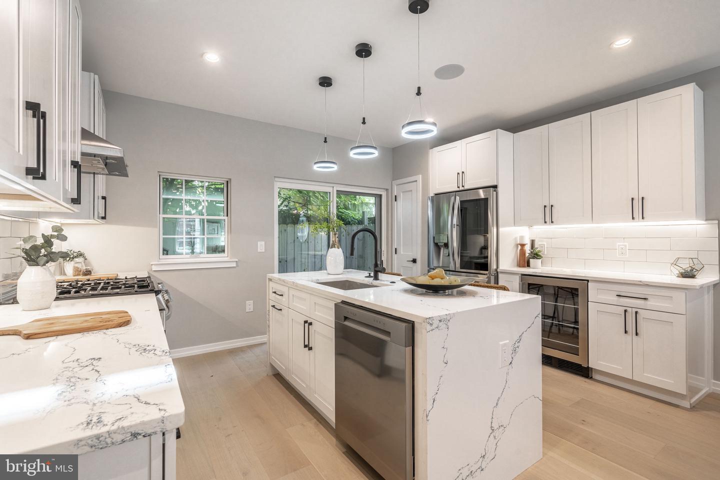 Property Photo:  2005 Kater Street  PA 19146 