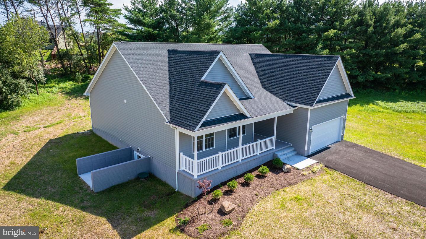 Property Photo: 39 Mdg WV 25411