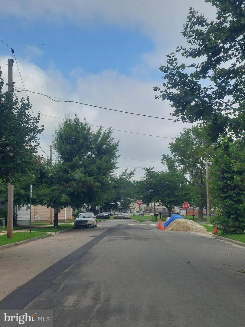 Property Photo:  429 Poplar Street  NJ 08075 