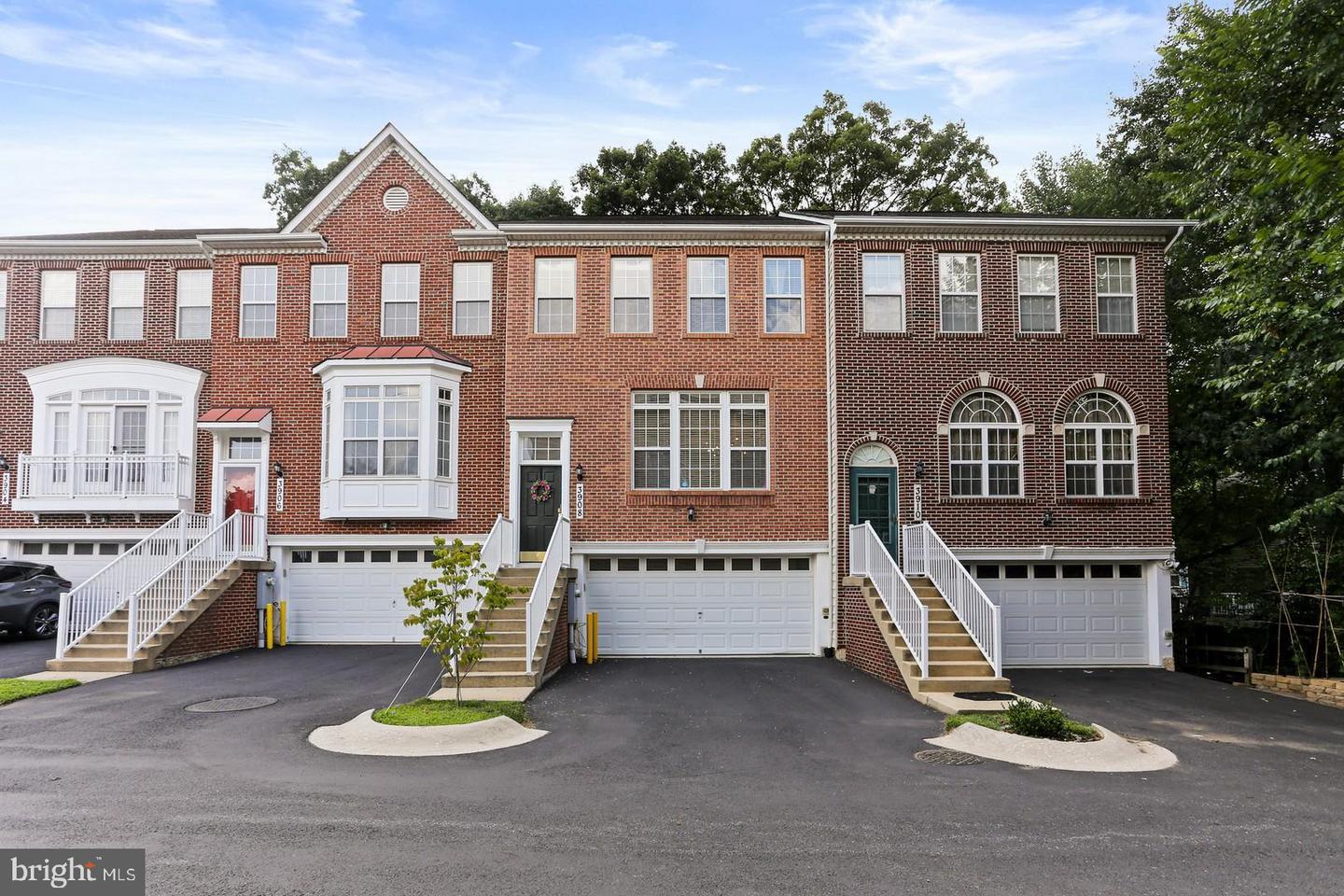 Property Photo:  3908 Bryant Park Circle  MD 20866 