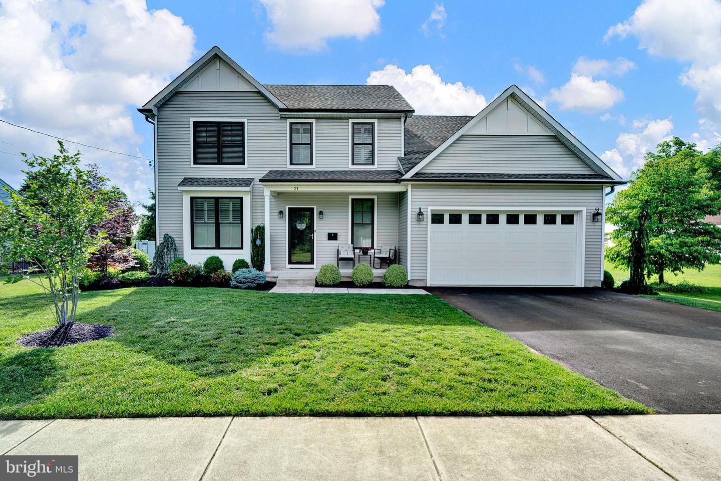 21 N Crest Avenue  Hamilton NJ 08690 photo