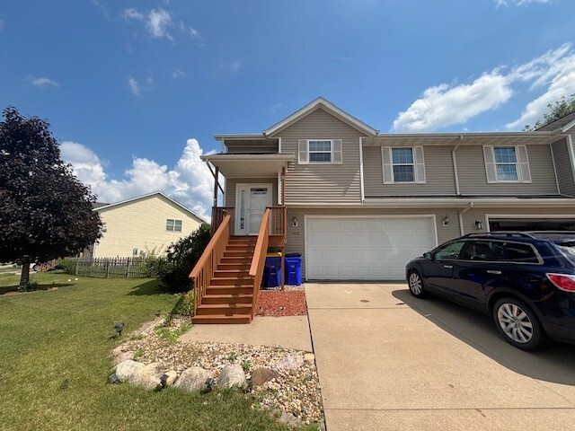 1522 Deerfield Drive  North Liberty IA 52317 photo