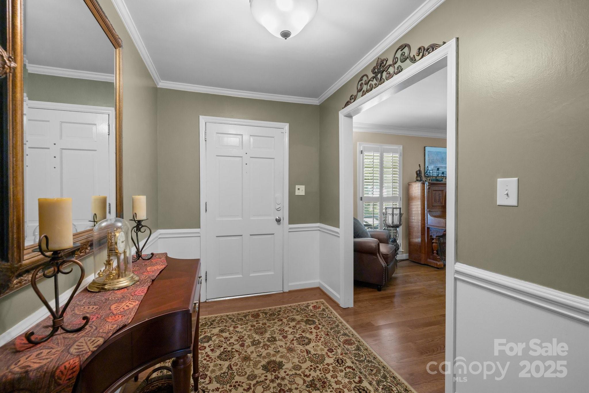Property Photo:  5006 Crooked Oak Lane  NC 28226 