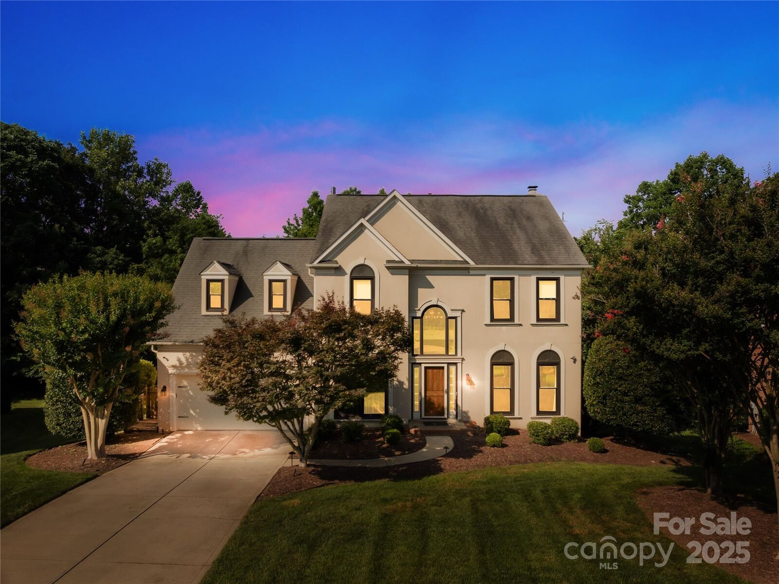 Property Photo: 5536 Piper Glen Drive NC 28277
