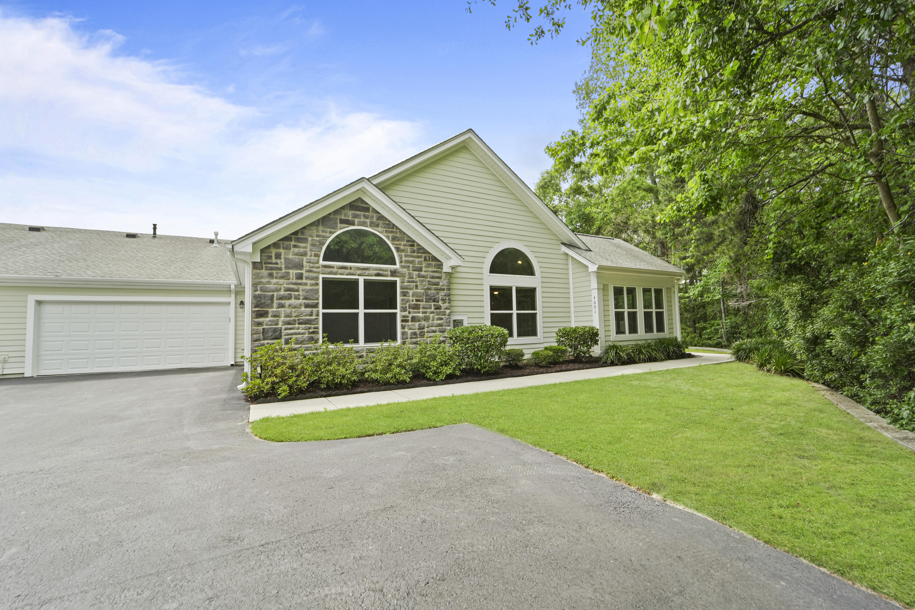 Property Photo:  8800 Dorchester Road # 4001  SC 29420 