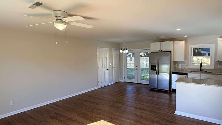 Property Photo:  1847 Mepkin Road  SC 29407