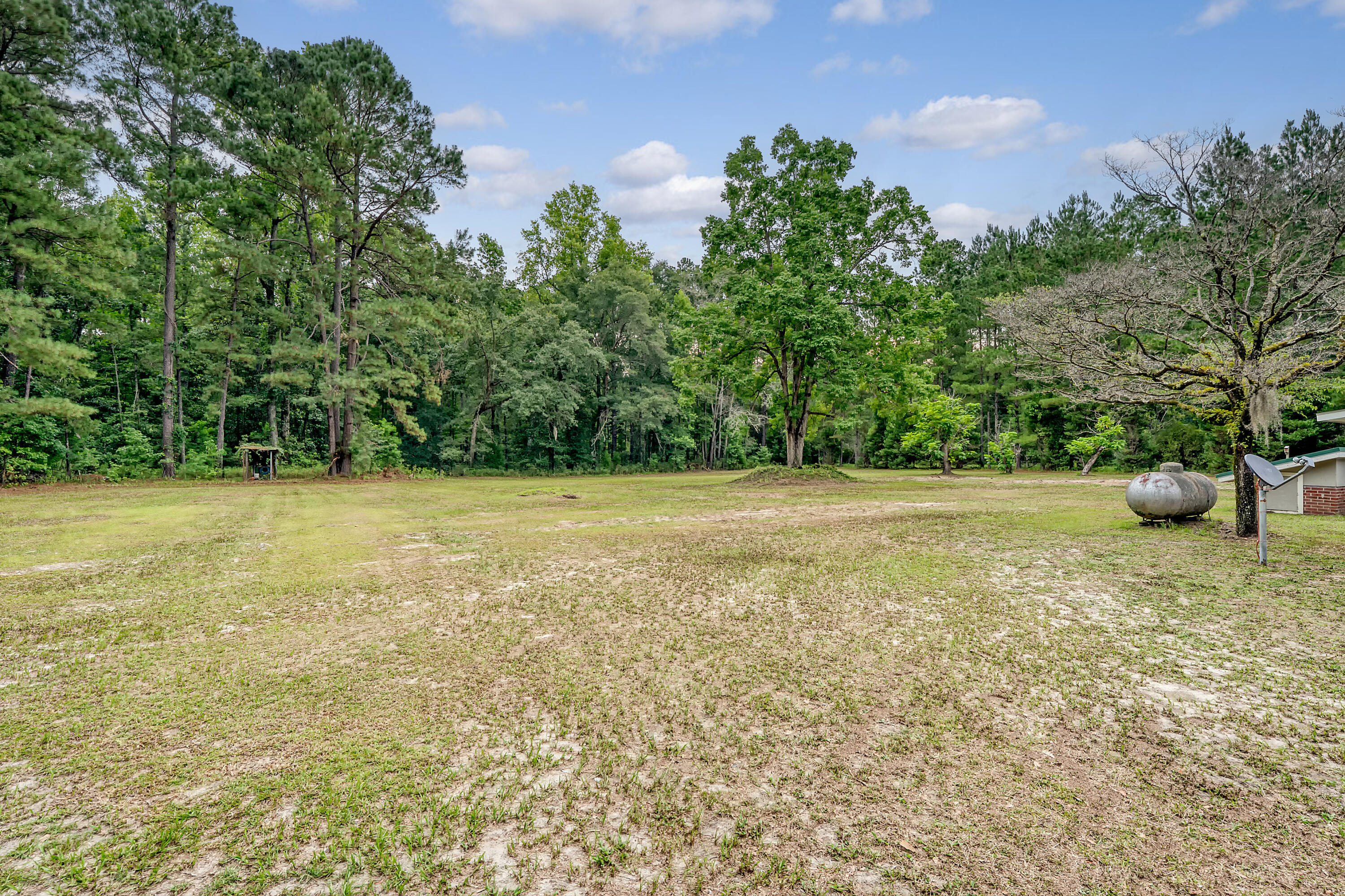 Property Photo: 421 Mallard Lake Road SC 29437