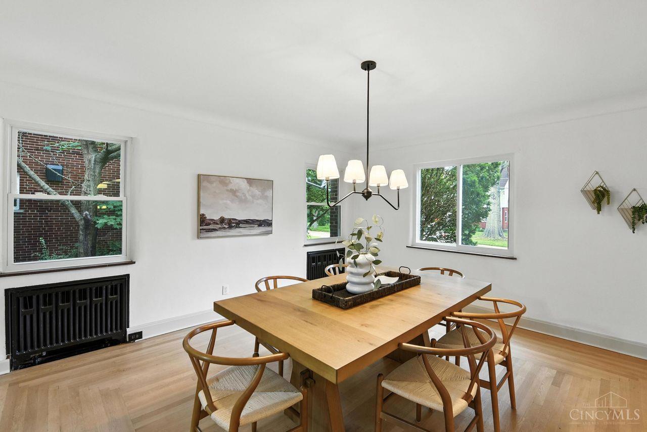 Property Photo:  1605 N Dixon Circle  OH 45224 