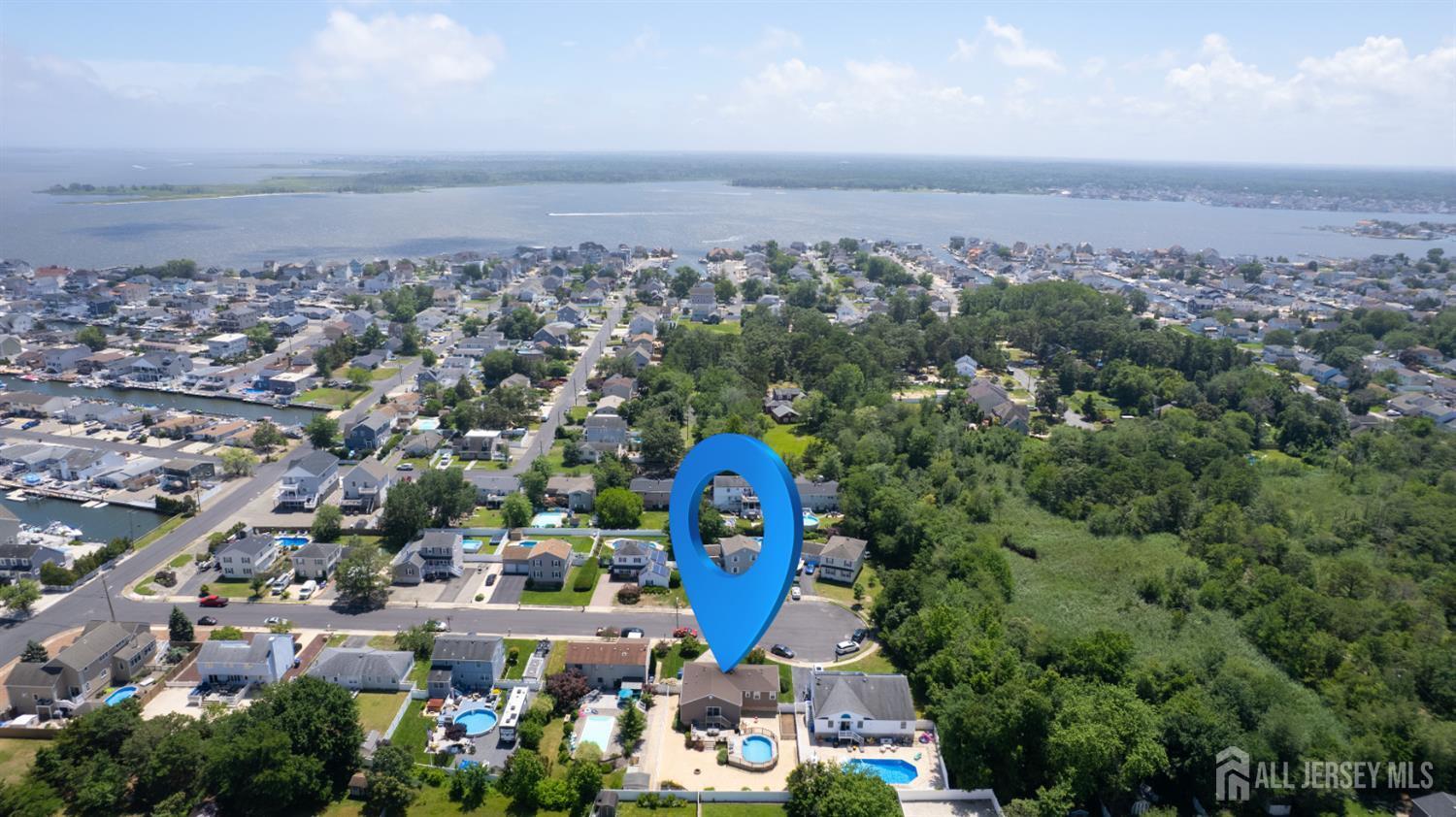 Property Photo: 277 Jill Court NJ 08753
