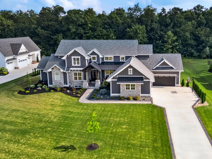 Property Photo:  5470 Maple Glen Drive  OH 43021 