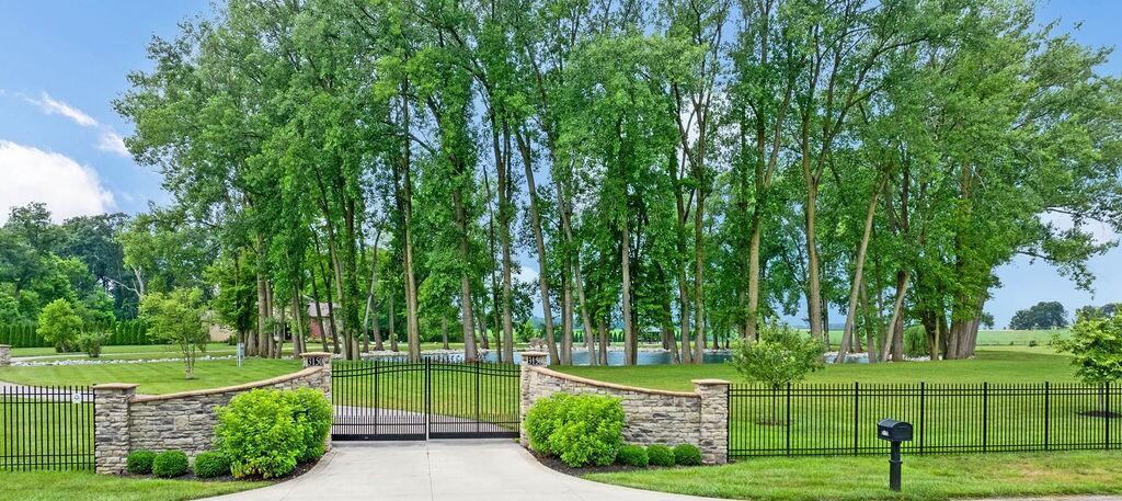 Property Photo: 3150 Middle Pike OH 43162