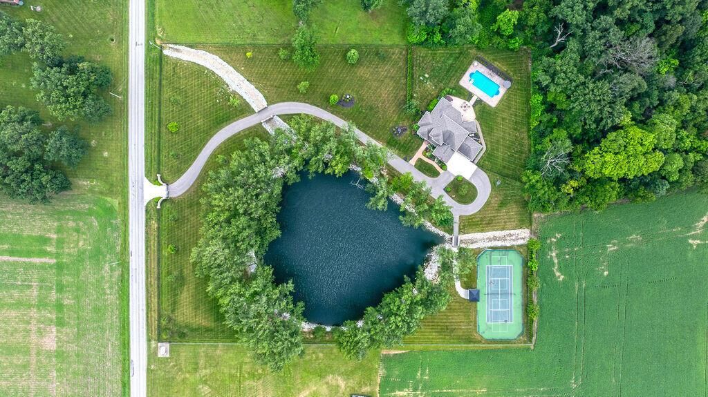 Property Photo: 3150 Middle Pike OH 43162