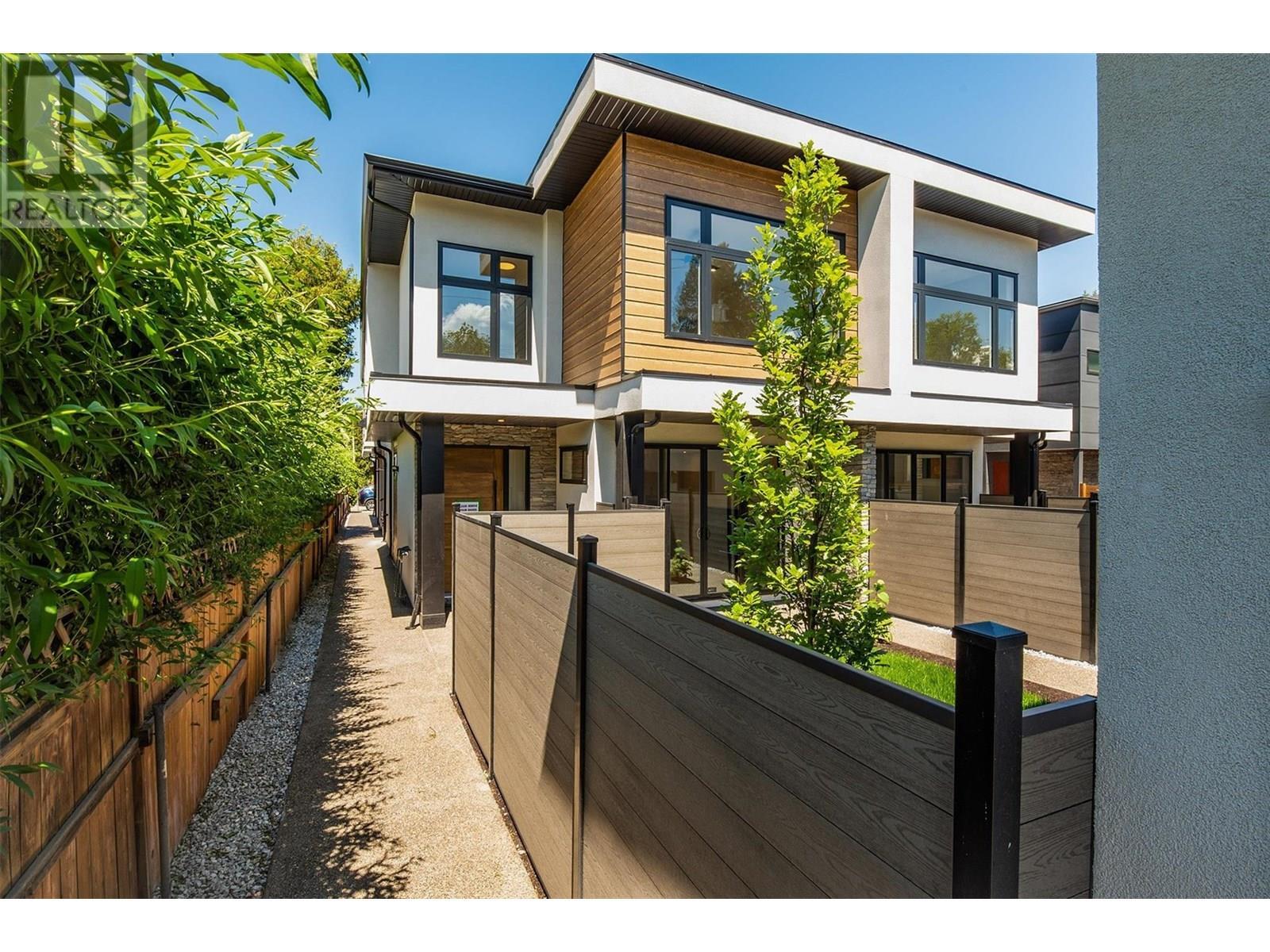 839 Lawson Avenue 3  Kelowna BC V1Y 6S9 photo